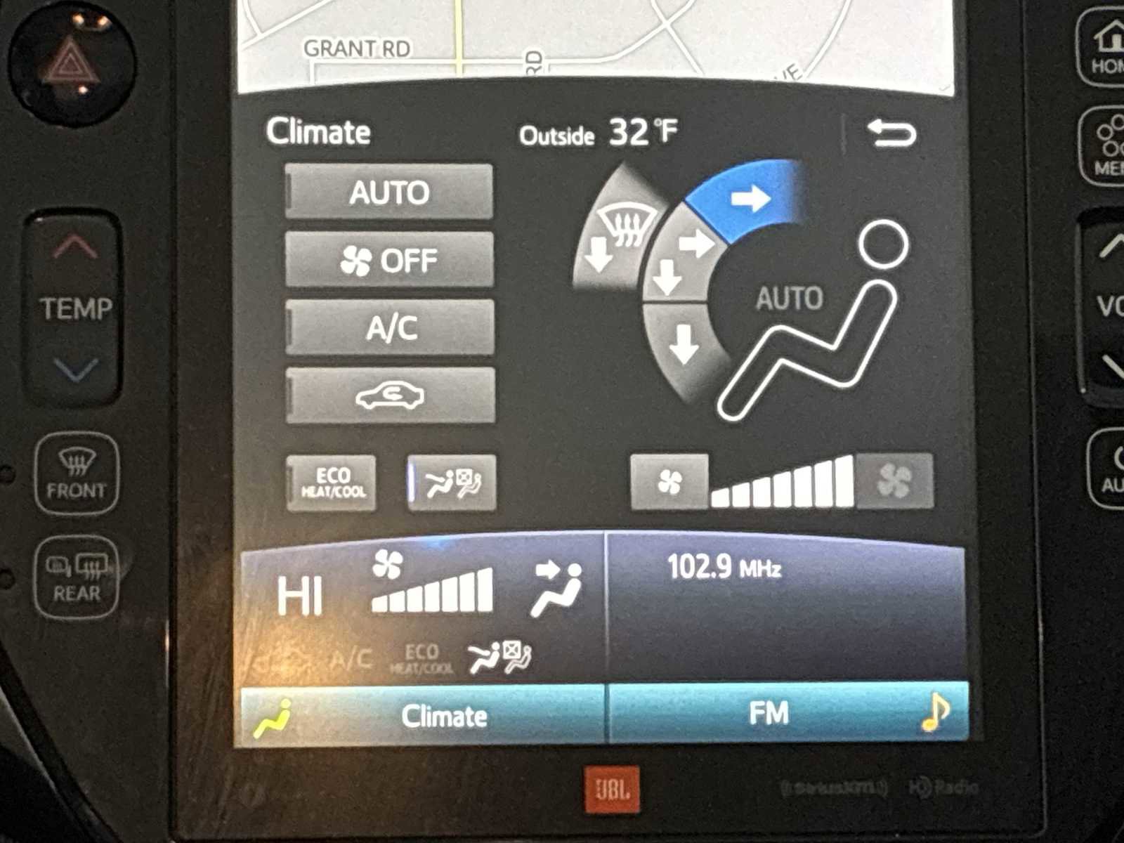 Used 2021 Toyota Prius Prime Limited image 16