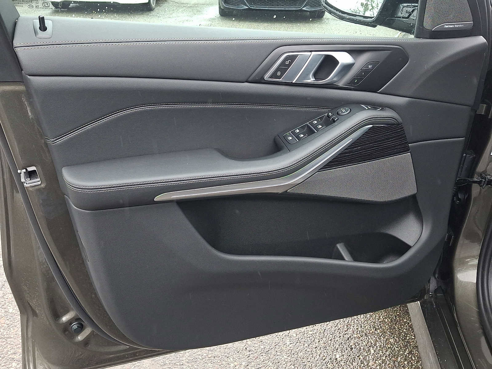 Certified 2025 BMW X5 xDrive40i w/ M Sport Package image 13