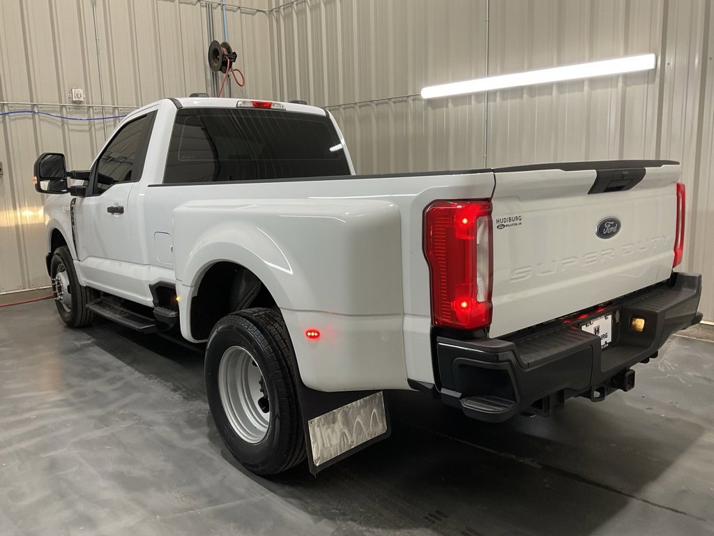 Used 2024 Ford F350 XL w/ Camper Package image 18