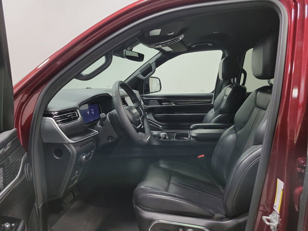 Used 2023 Jeep Wagoneer 4WD image 67