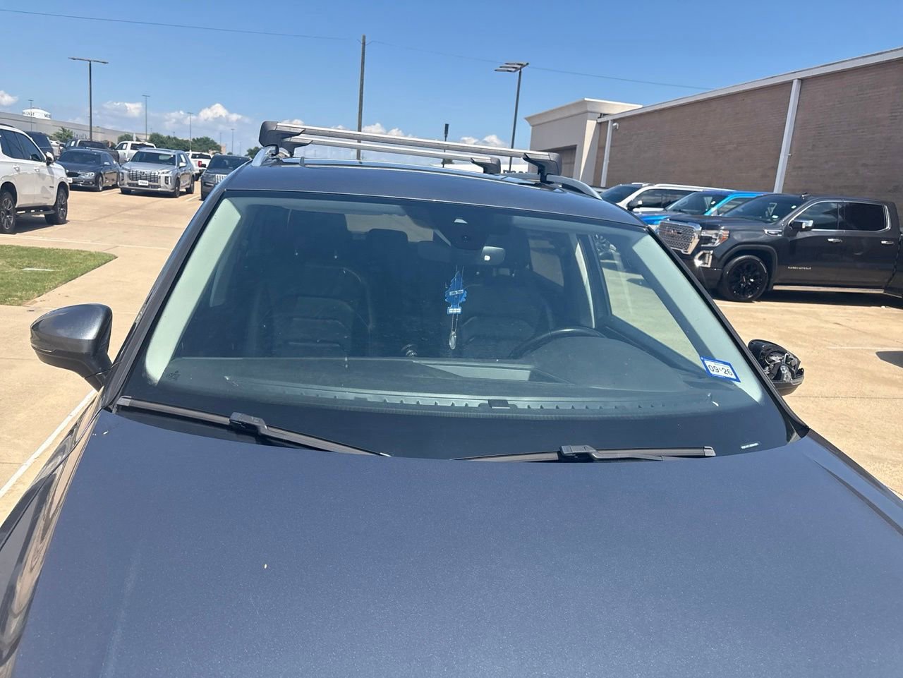 Used 2018 Volkswagen Tiguan SEL Premium FWD image 5