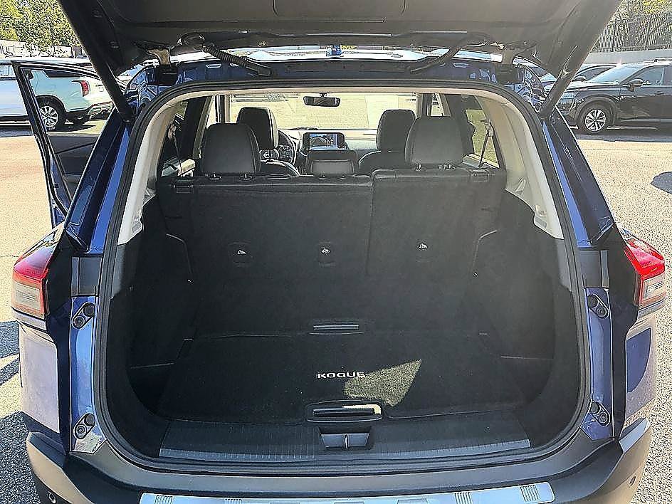 Certified 2023 Nissan Rogue SV AWD/4WD image 13