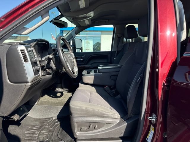 Used 2016 GMC Sierra 2500 SLE w/ SLE Preferred Package AWD/4WD image 12