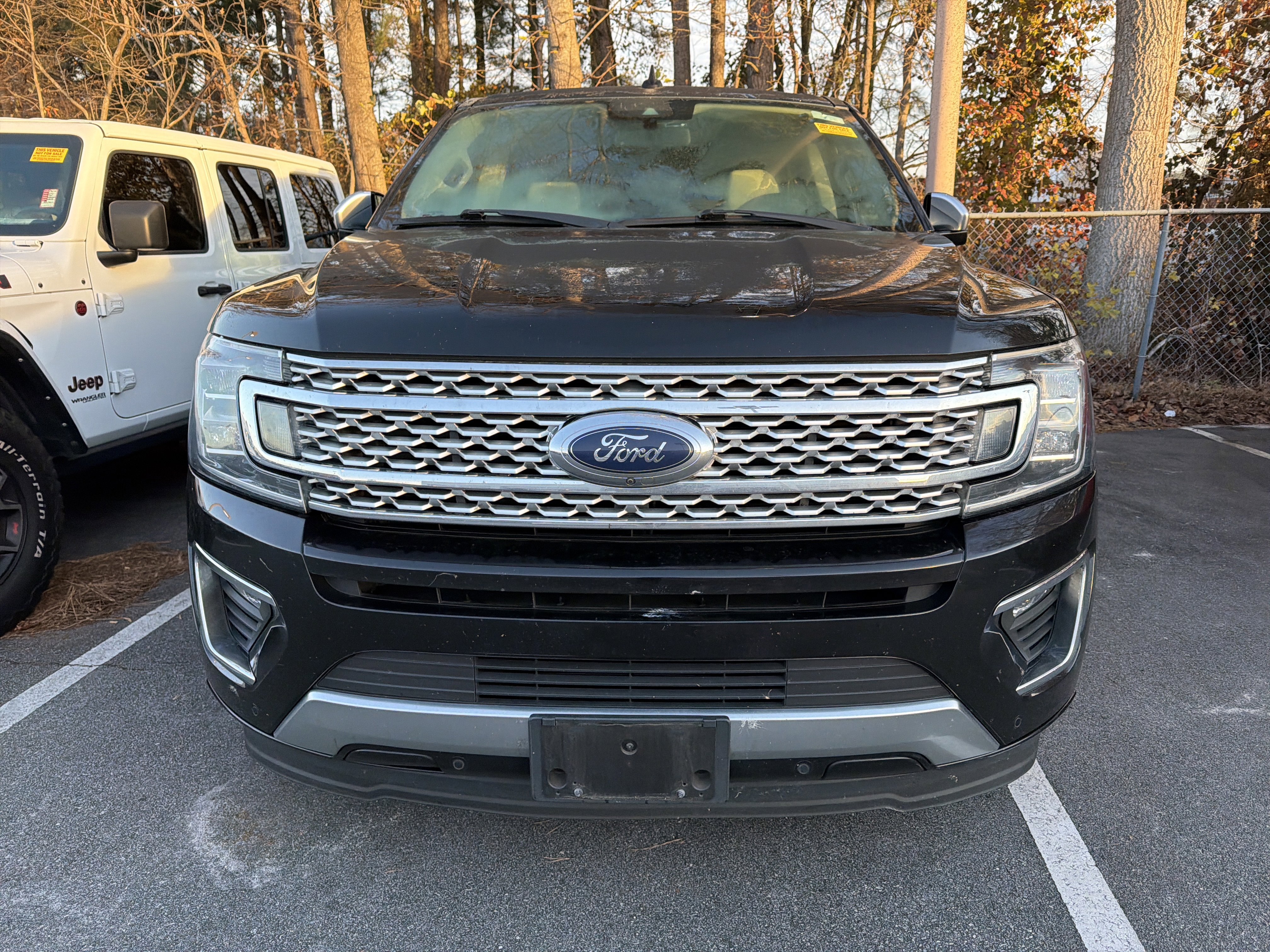 Used 2020 Ford Expedition Platinum image 3