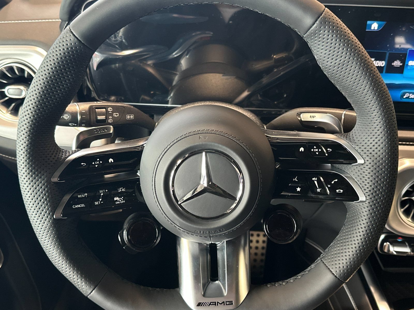 New 2026 Mercedes-Benz G 63 AMG 4MATIC image 23