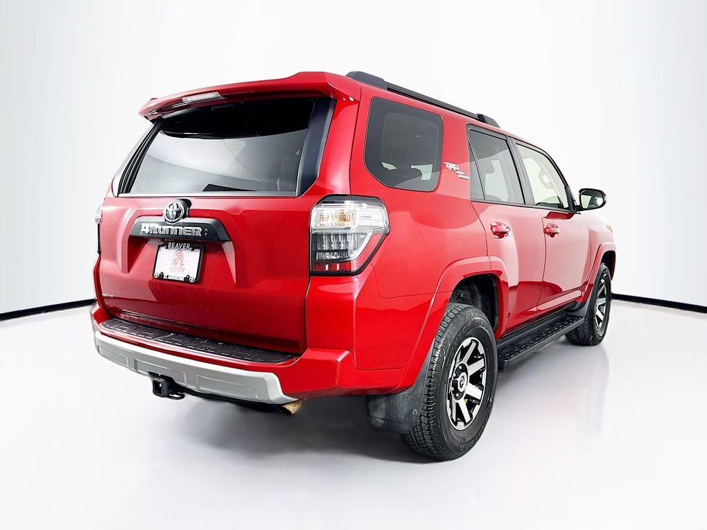 Used 2024 Toyota 4Runner TRD Off-Road Premium AWD/4WD image 10