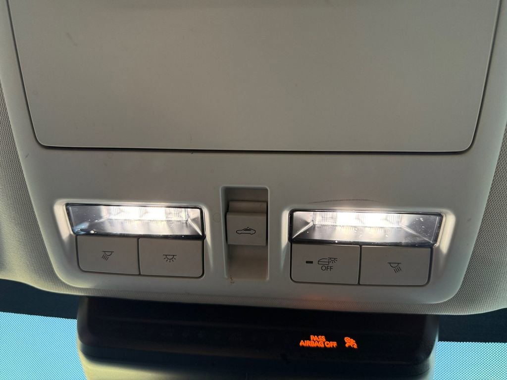 Used 2024 MAZDA CX-90 Plug-In Hybrid w/ Preferred image 18