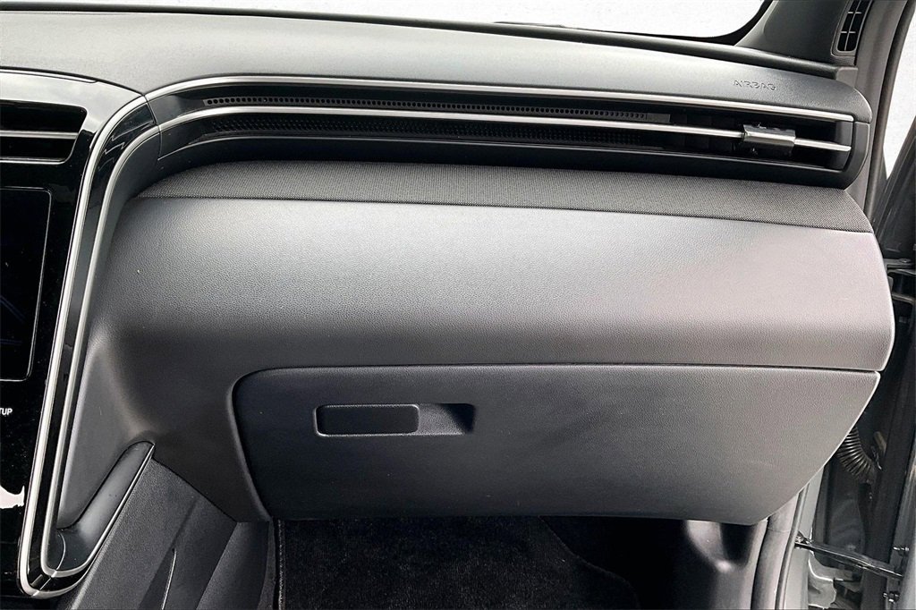 Used 2023 Hyundai Santa Cruz Limited image 28