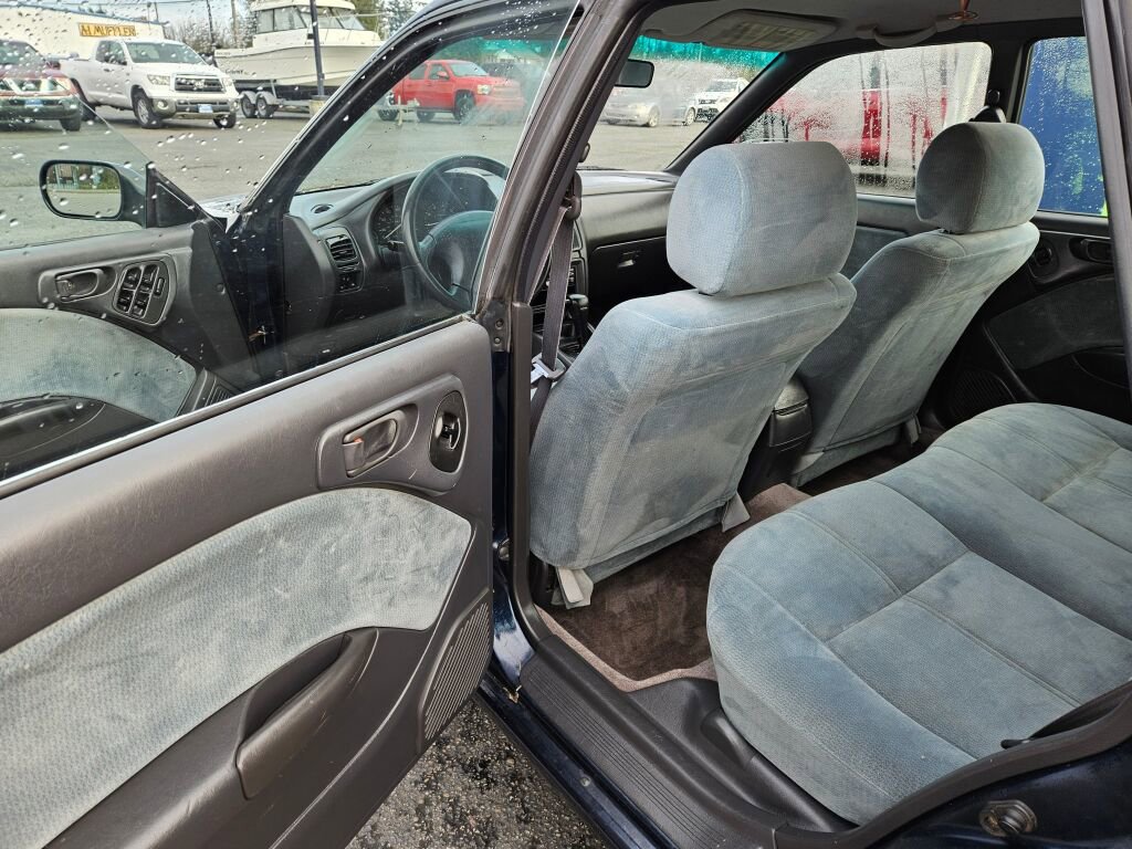 Used 1996 Subaru Legacy L image 13