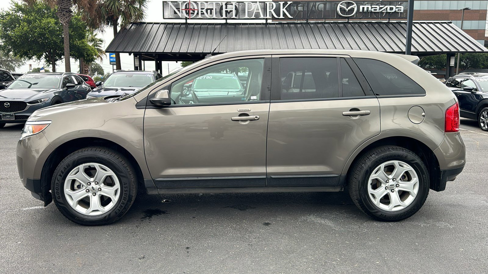 Used 2014 Ford Edge SEL w/ Equipment Group 204A FWD image 5