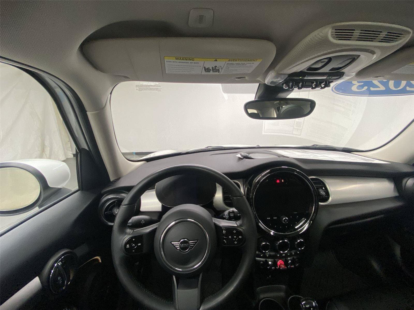 Certified 2023 MINI Cooper 4-Door Hardtop FWD image 30