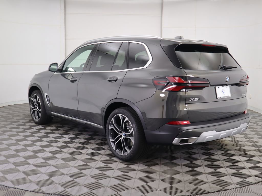 New 2026 BMW X5 sDrive40i w/ Climate Comfort Package image 7
