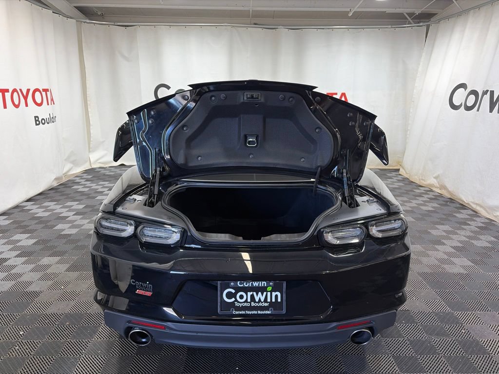 Used 2021 Chevrolet Camaro SS RWD image 15