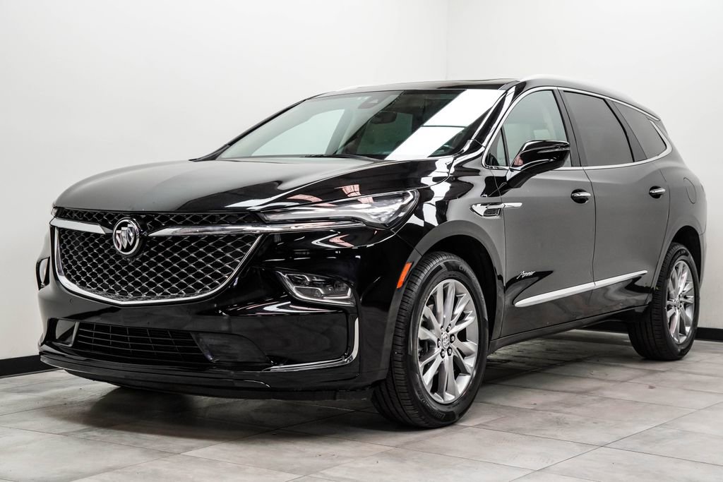 Used 2023 Buick Enclave Avenir w/ Avenir Technology Package AWD/4WD image 7