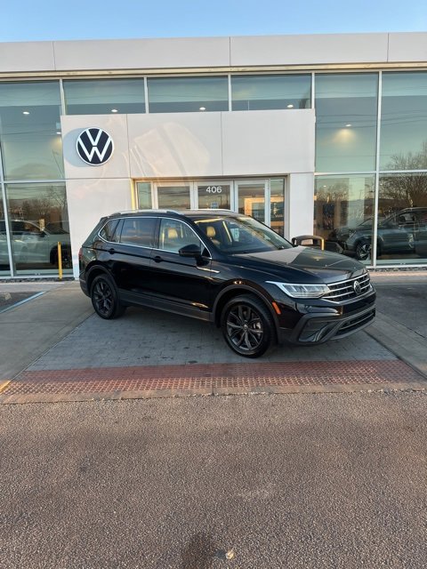 Used 2022 Volkswagen Tiguan SE
