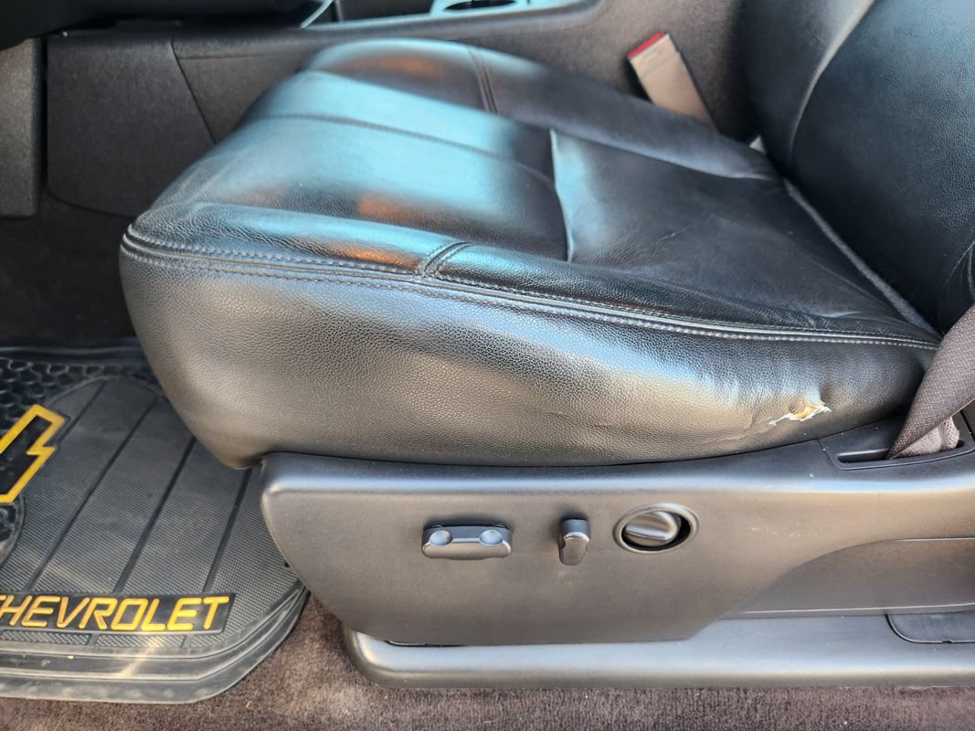 Used 2013 Chevrolet Silverado 1500 LTZ AWD/4WD image 27