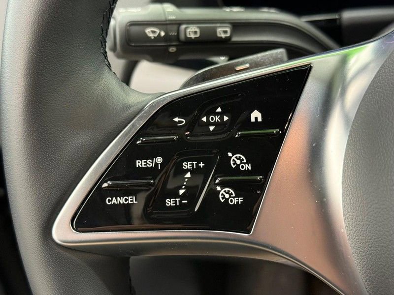 New 2025 Mercedes-Benz GLA 250 4MATIC image 10