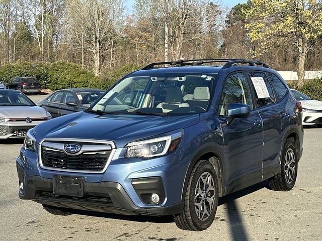 Used 2021 Subaru Forester Premium image 1