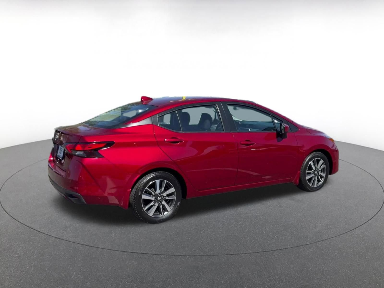 Used 2025 Nissan Versa SV w/ Trunk Package image 15