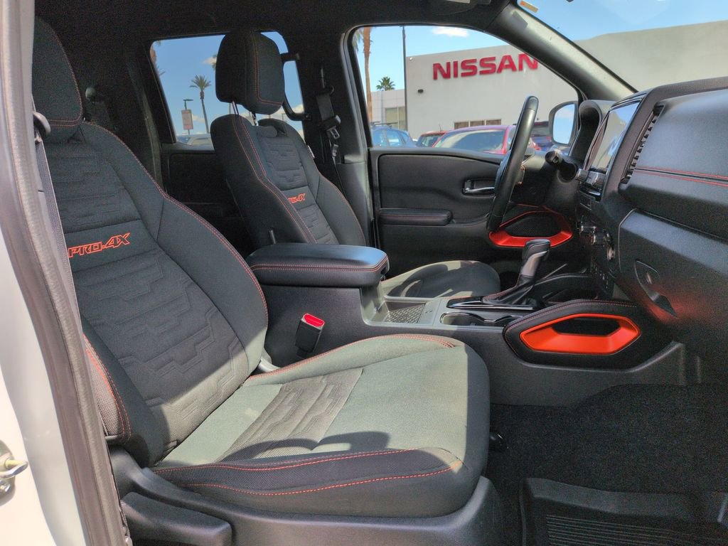 Used 2023 Nissan Frontier PRO-4X w/ Pro Convenience Package image 17