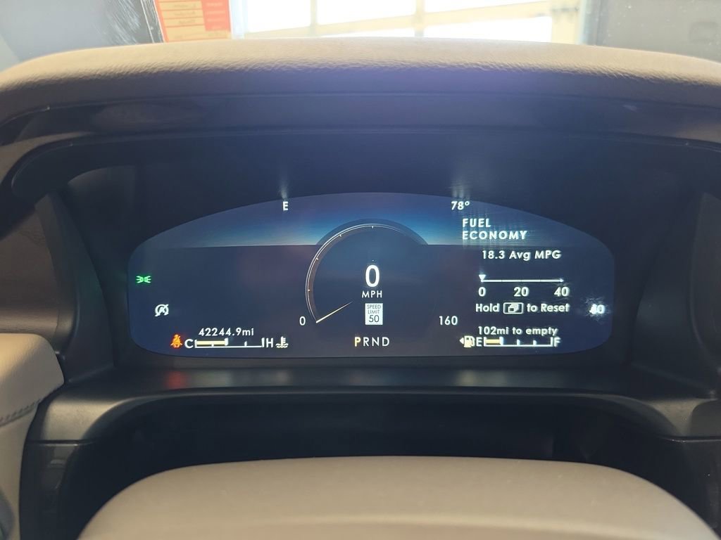 Used 2024 Lincoln Aviator Reserve w/ Equipment Group 201A image 22