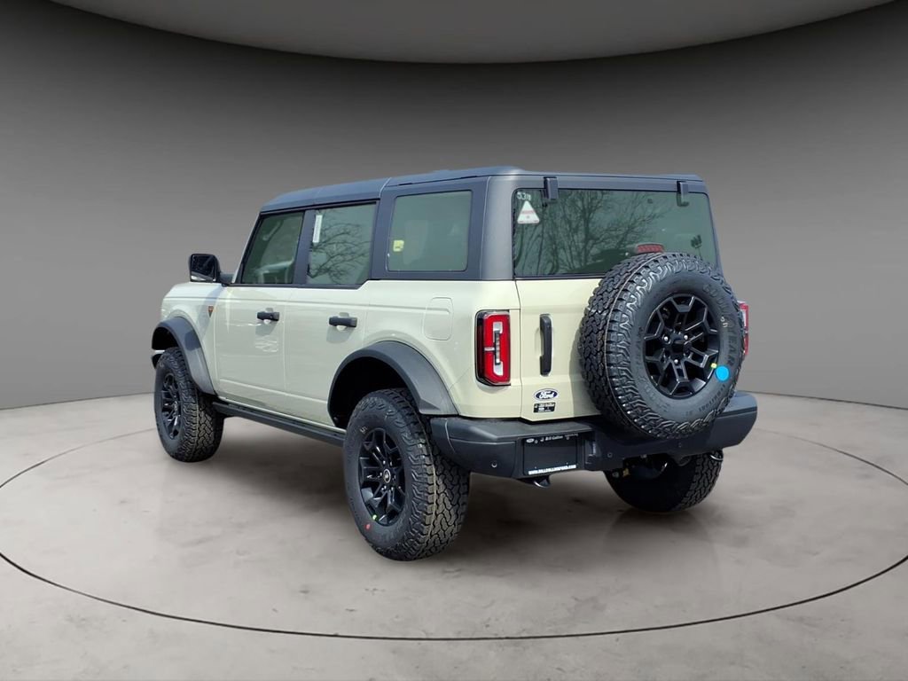 New 2026 Ford Bronco Badlands image 3