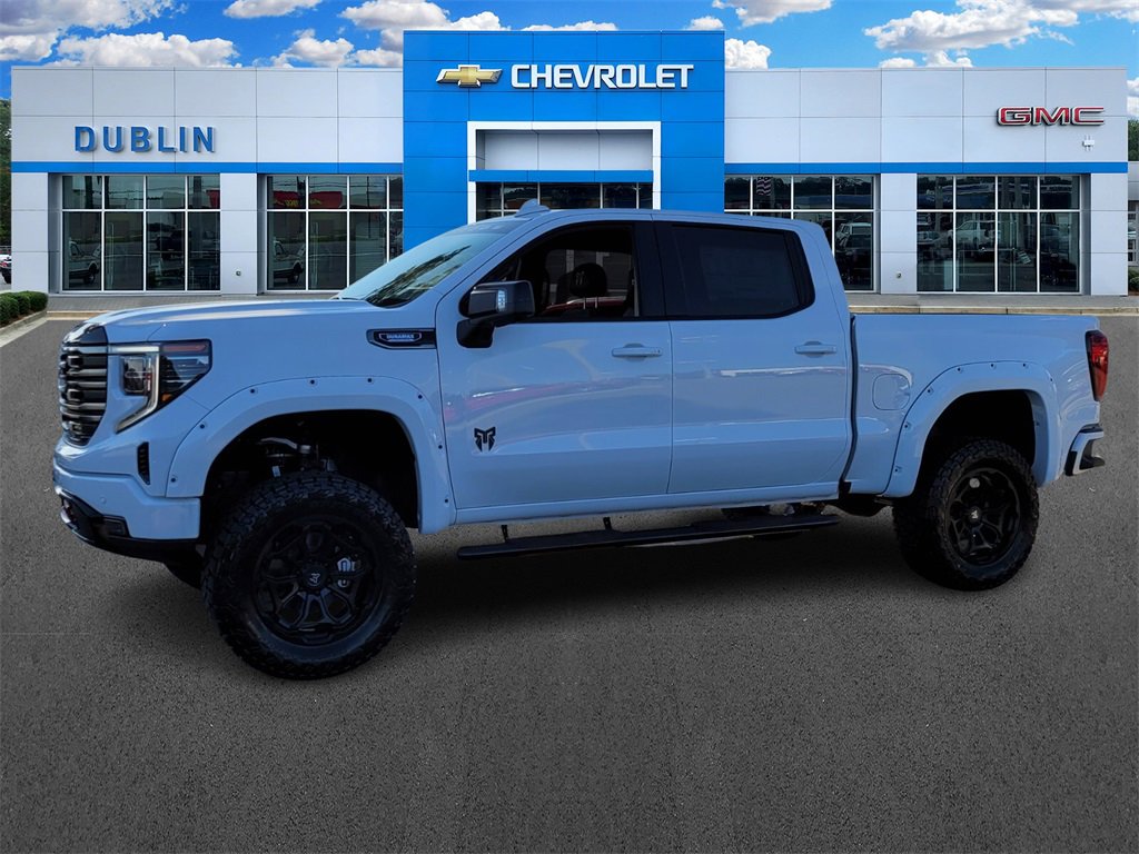 New 2025 GMC Sierra 1500 AT4 w/ AT4 Premium Package