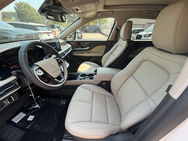 New 2025 Lincoln Corsair Grand Touring image 13