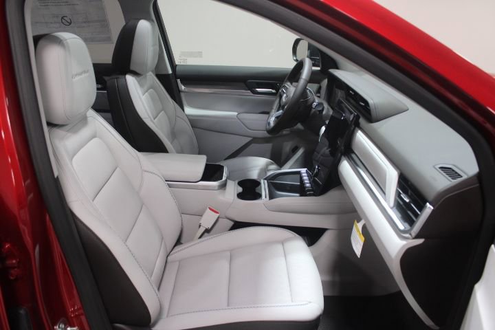 New 2026 GMC Terrain Denali AWD/4WD image 25