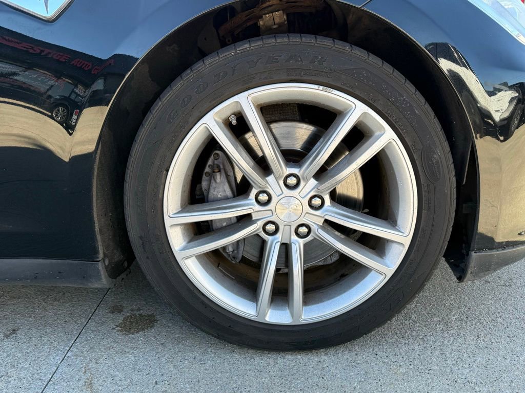 Used 2013 Tesla Model S RWD image 47