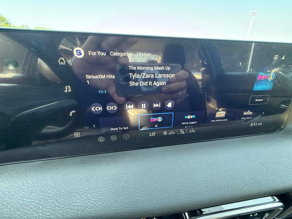 New 2026 Nissan Sentra SV w/ SV Convenience Package FWD image 16