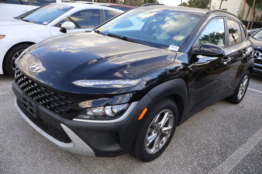 Used 2022 Hyundai Kona SEL w/ Cargo Package image 2