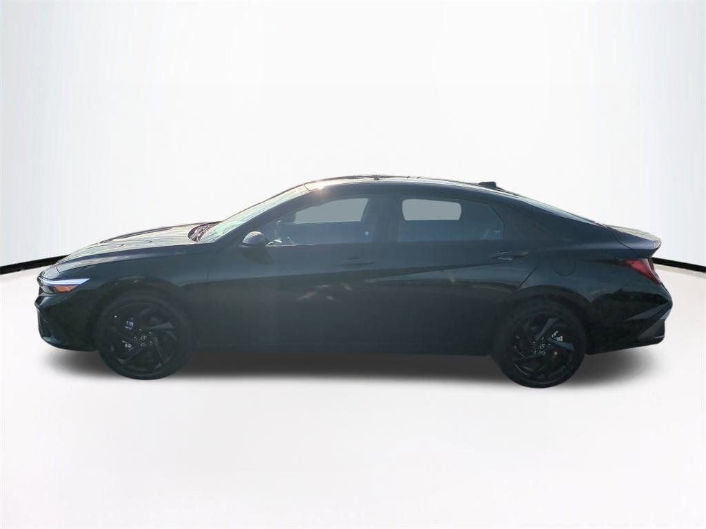 New 2026 Hyundai Elantra Sport image 8