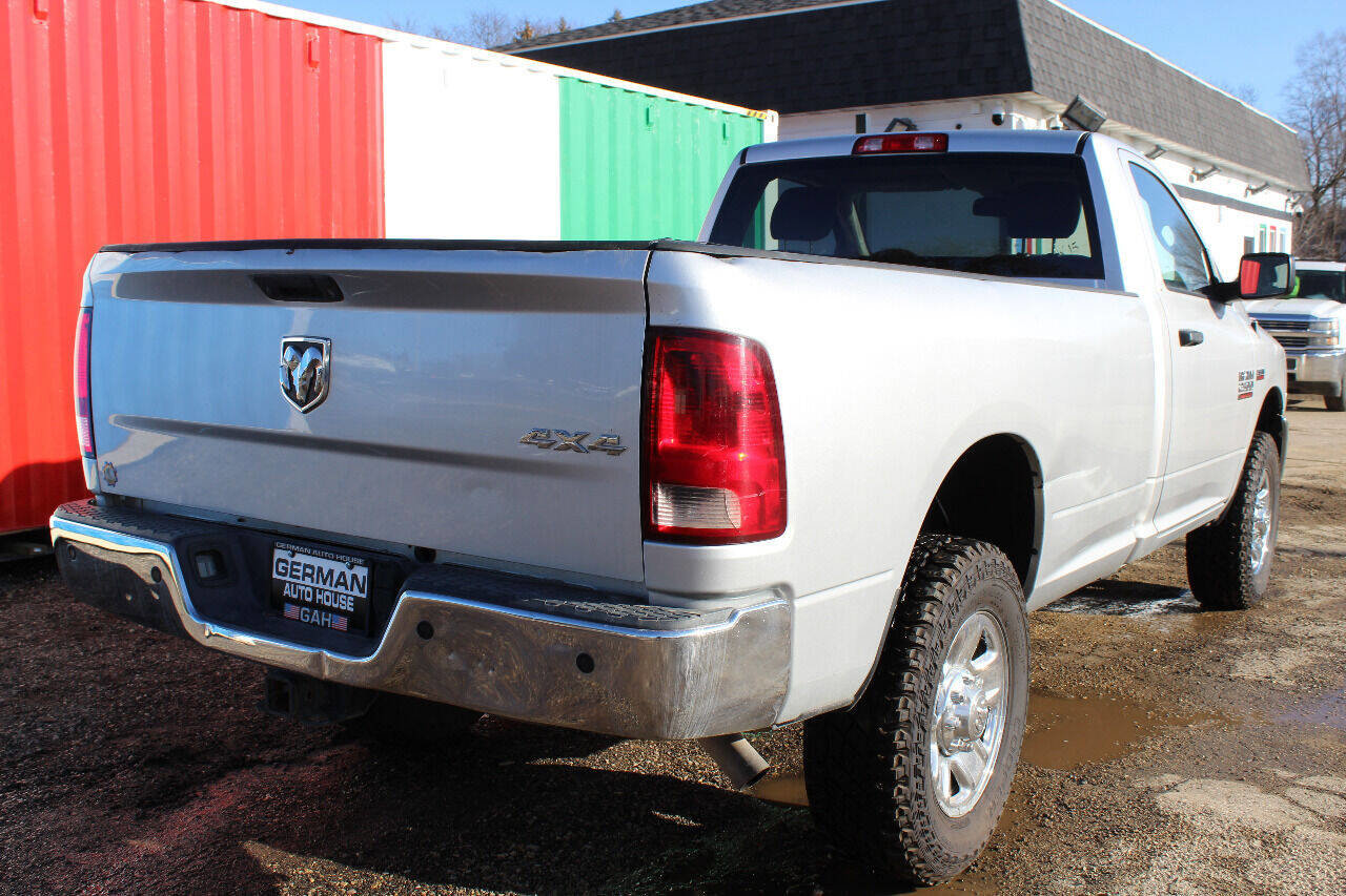 Used 2018 RAM 2500 Tradesman w/ Chrome Appearance Group AWD/4WD image 6