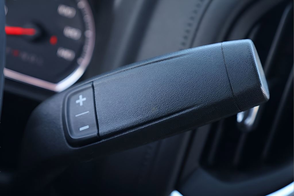 Used 2020 Chevrolet Silverado 1500 LT w/ Texas Edition image 26