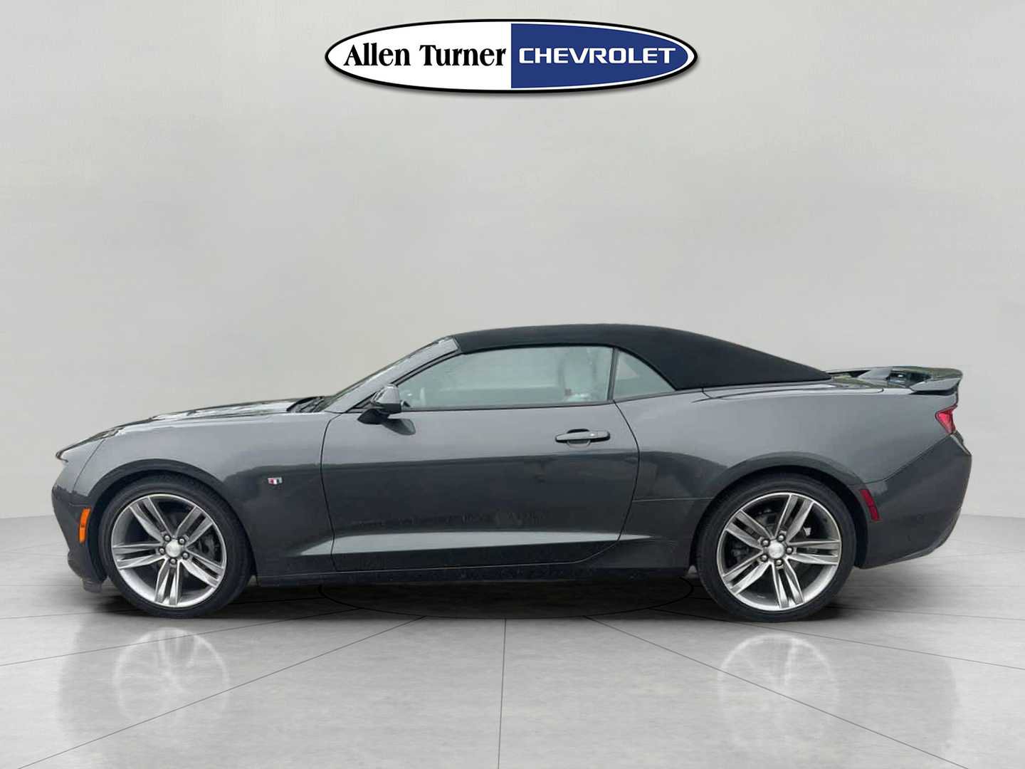 Used 2018 Chevrolet Camaro LT w/ RS Package RWD image 6