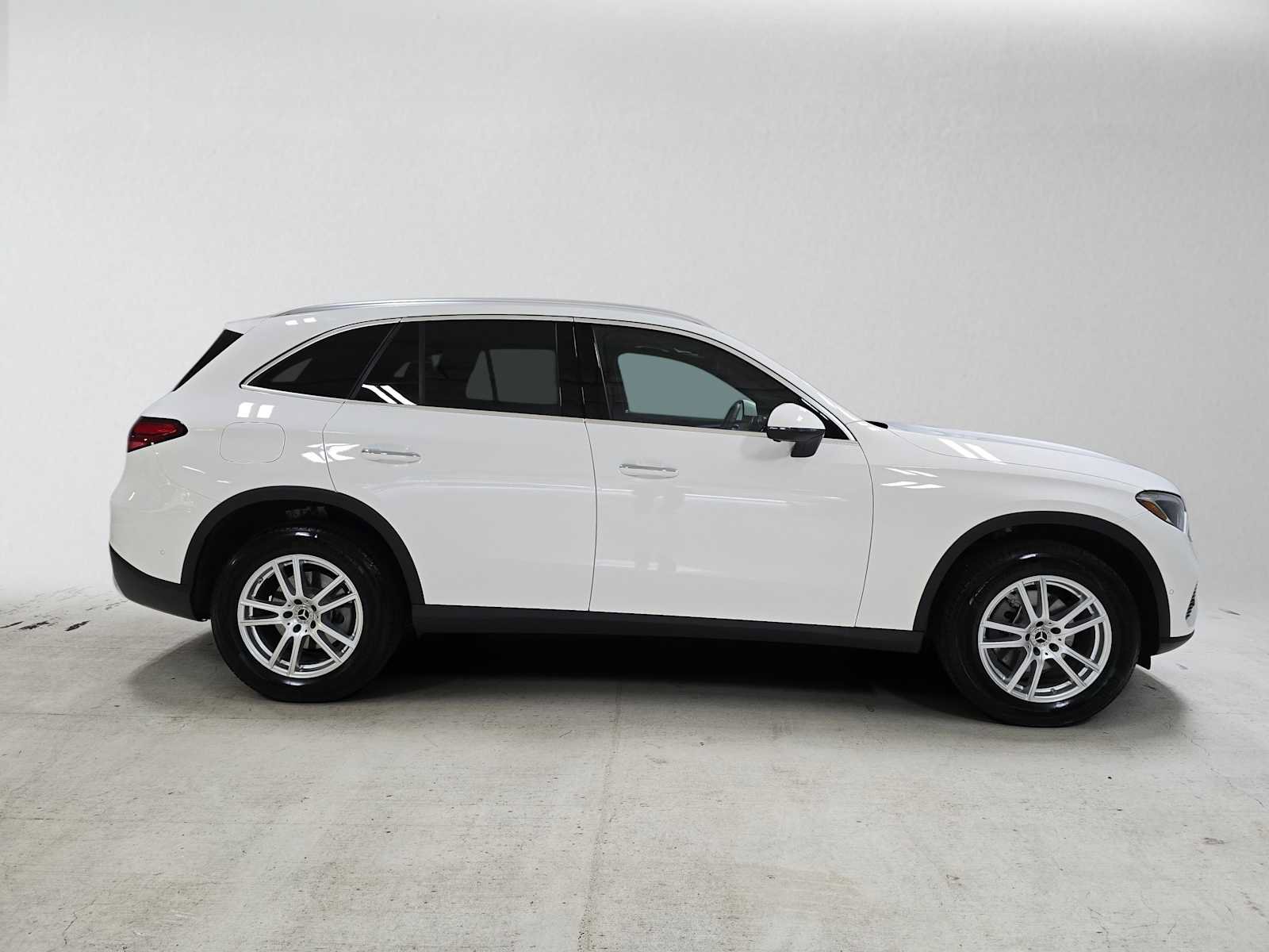 Certified 2026 Mercedes-Benz GLC 300 4MATIC image 3