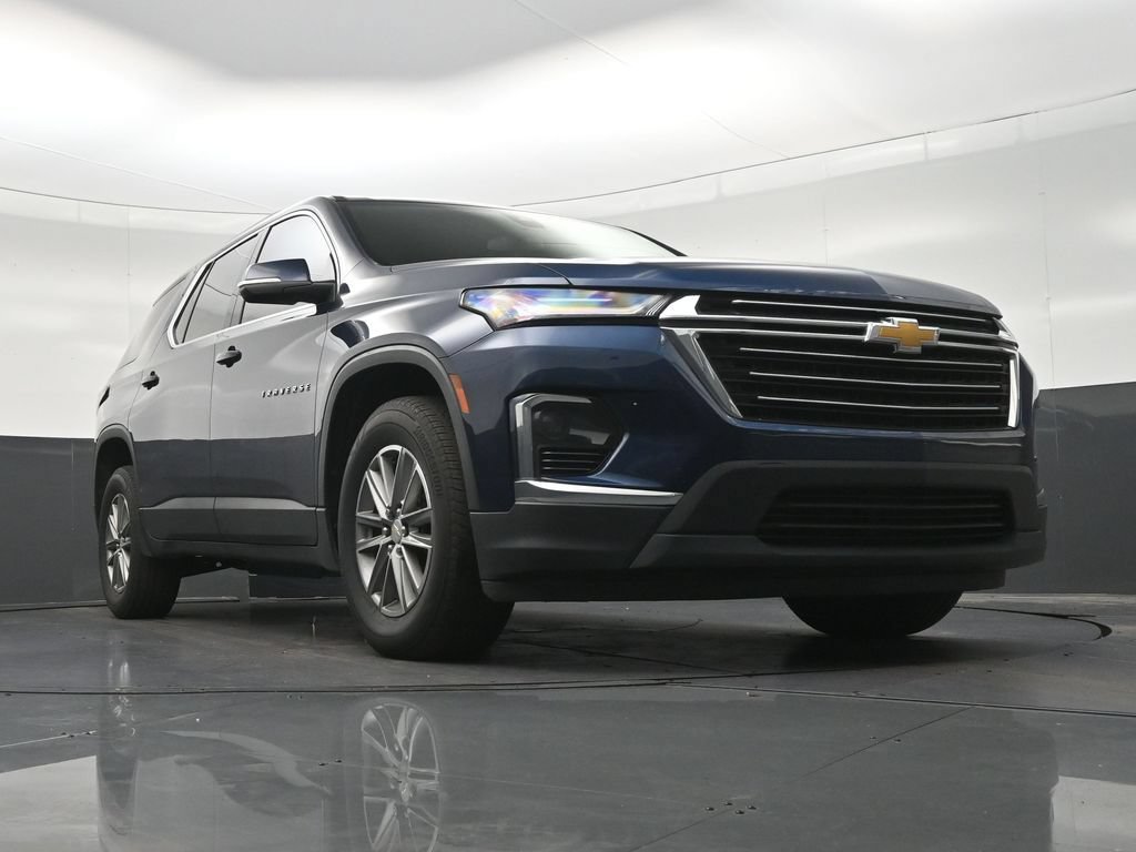 Used 2023 Chevrolet Traverse LT FWD image 30