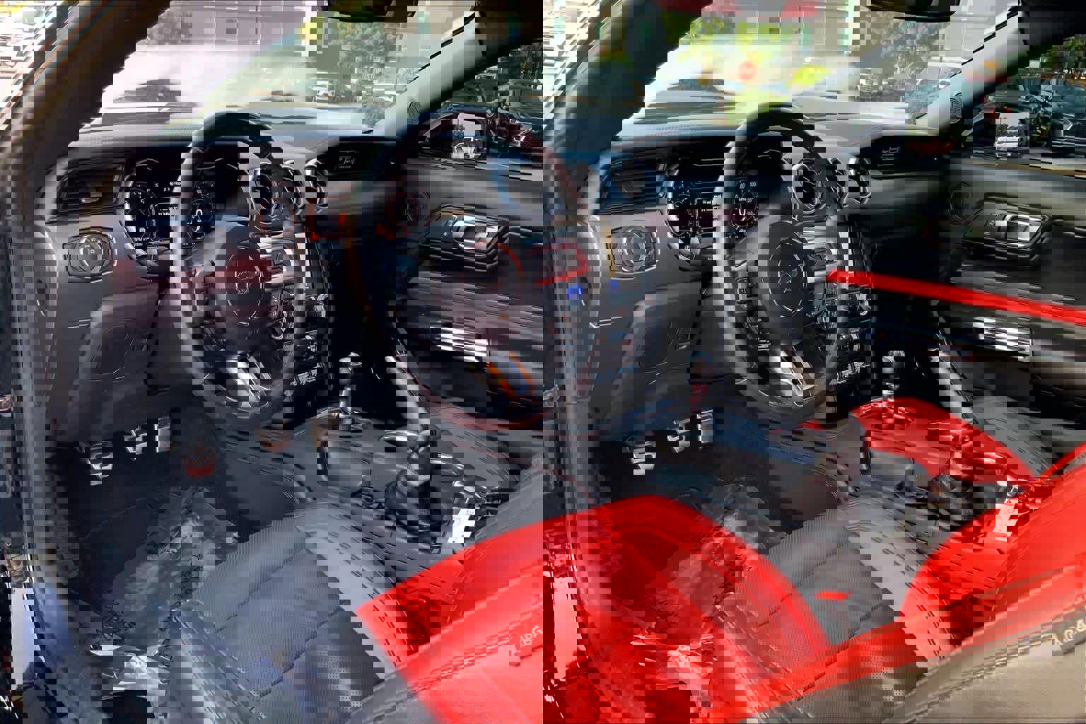 Used 2020 Ford Mustang Premium w/ Equipment Group 201A RWD image 16