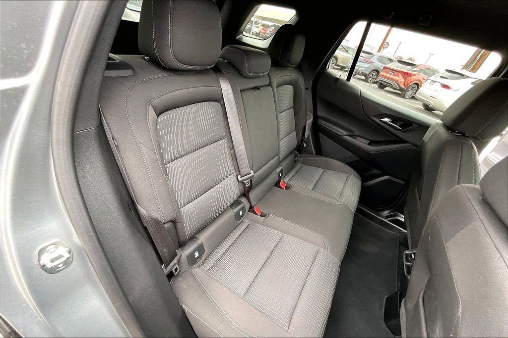 Used 2025 Chevrolet Equinox LT image 37