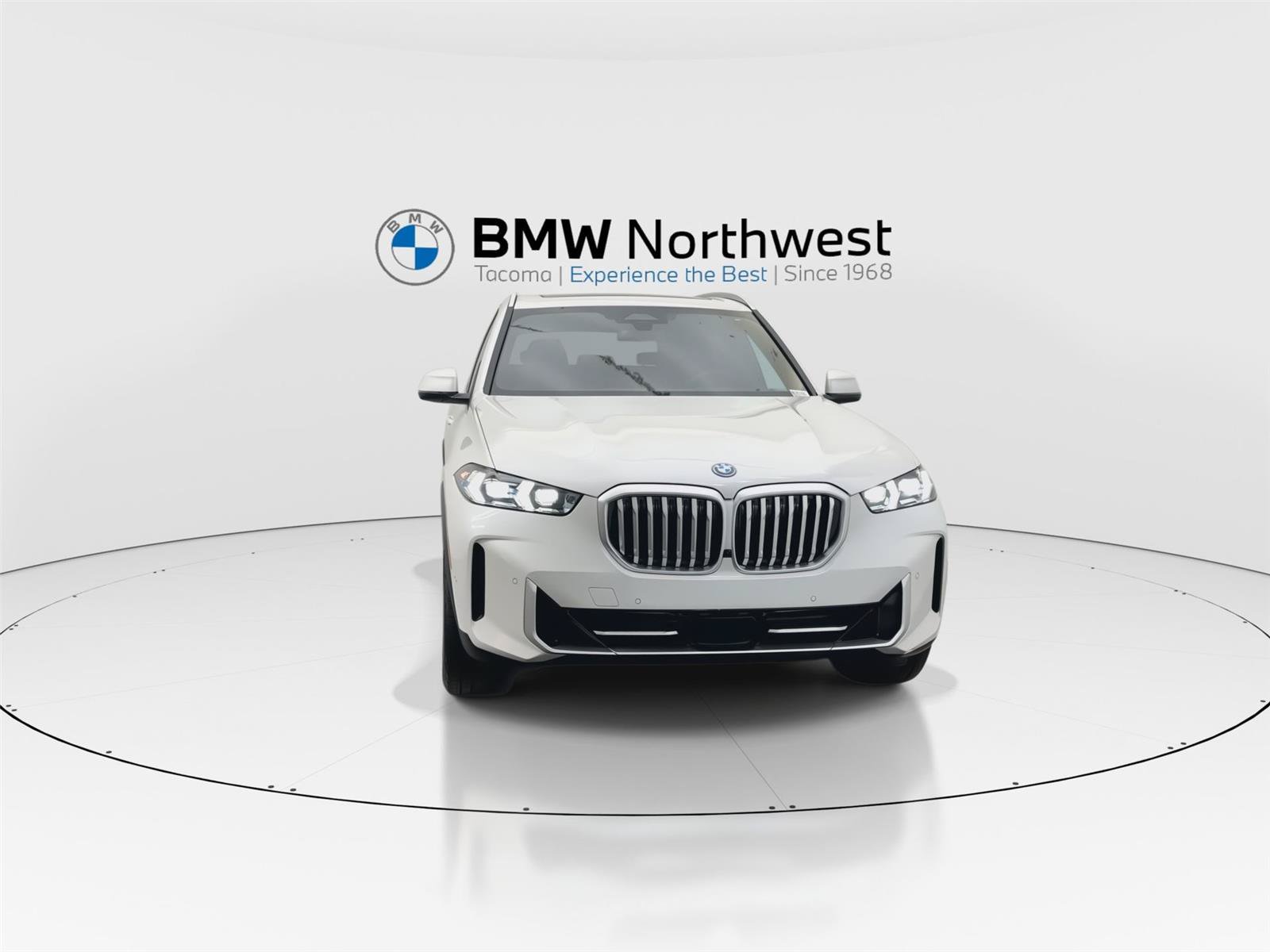 New 2026 BMW X5 xDrive50e w/ Climate Comfort Package AWD/4WD image 7