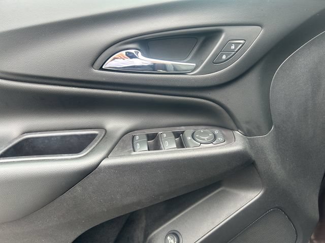 Used 2020 Chevrolet Equinox LT AWD/4WD image 17