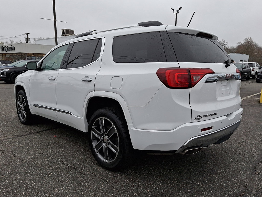 Used 2019 GMC Acadia Denali w/ LPO, Floor Liner Package AWD/4WD image 3