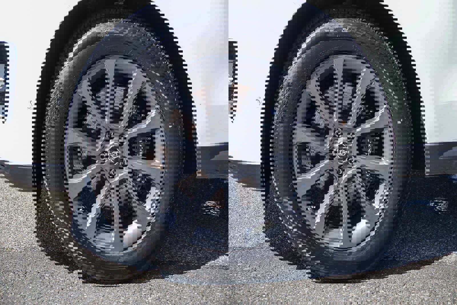 Certified 2025 Land Rover Range Rover Sport SE image 9