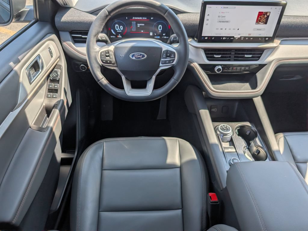 Used 2026 Ford Explorer Active w/ Active Comfort Package RWD image 25