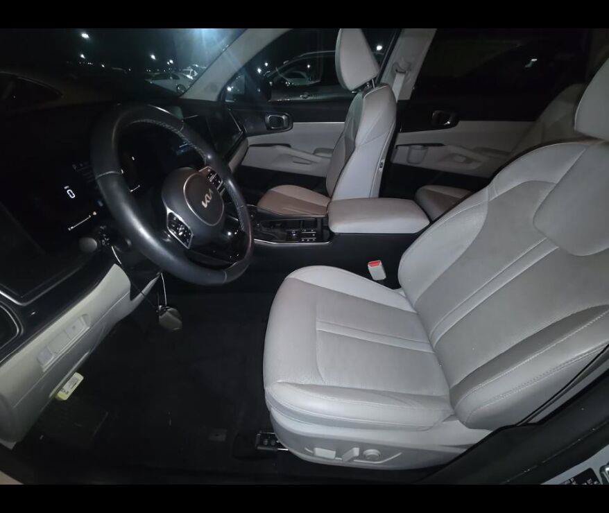 Used 2024 Kia Sorento S FWD image 3