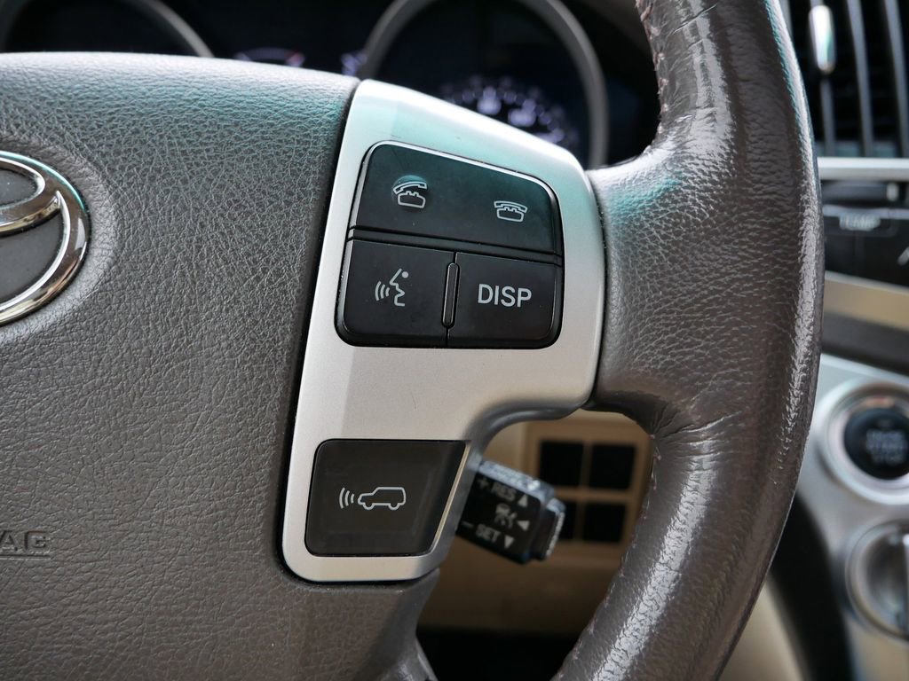 Used 2015 Toyota Land Cruiser image 53