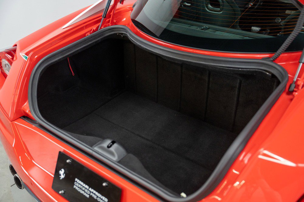 Used 2011 Ferrari 599 GTB Fiorano image 97