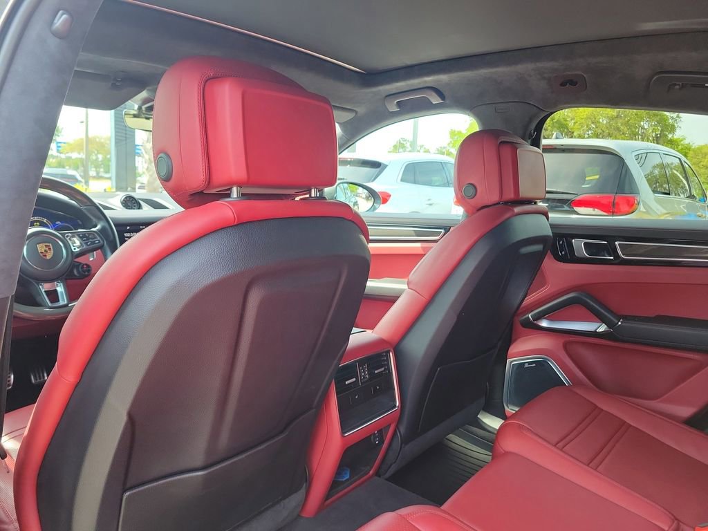 Used 2020 Porsche Cayenne Turbo AWD/4WD image 11