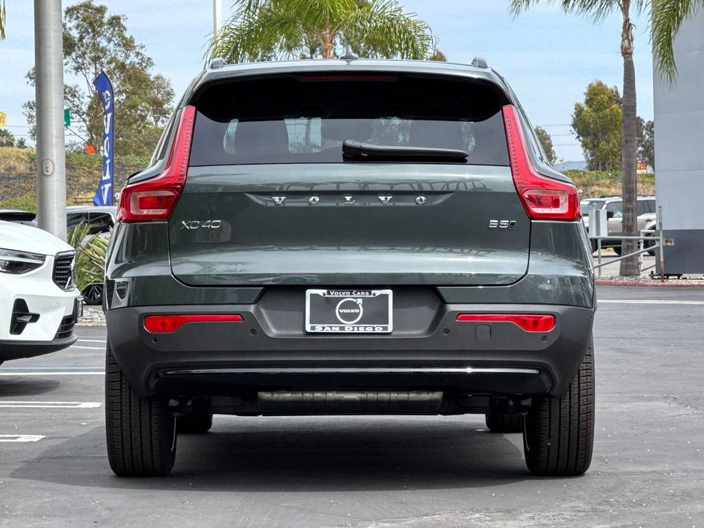 New 2026 Volvo XC40 B5 Ultra w/ Climate Package image 4
